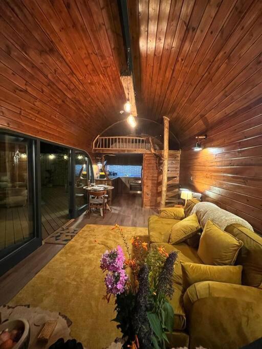 The Pines Treehouse At Treetops Hideouts Ричмонд Екстер'єр фото